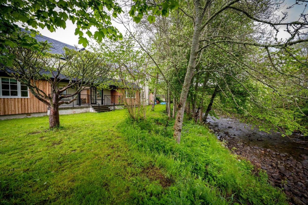 Loch Ness Bunk Inn Друмнадрочит Экстерьер фото