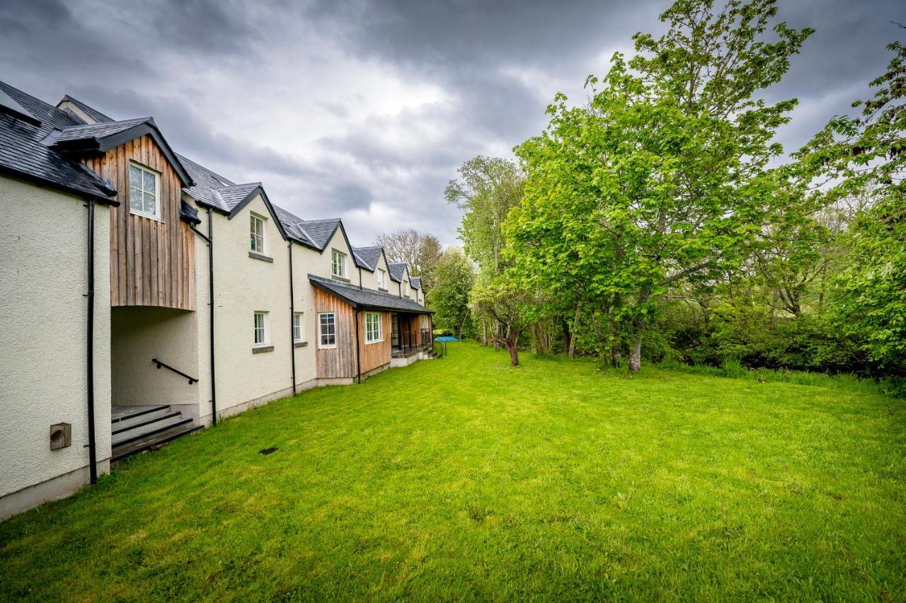 Loch Ness Bunk Inn Друмнадрочит Экстерьер фото